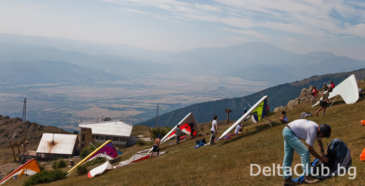 Hang gliding meeteng in Sopot